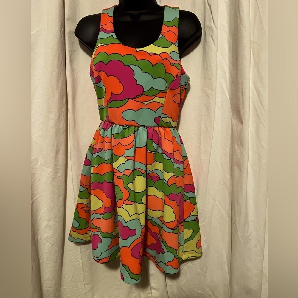L'amour Nanette Lepore Neon Rainbow Cloud Pop Art Print Skater Dress‎ Size M